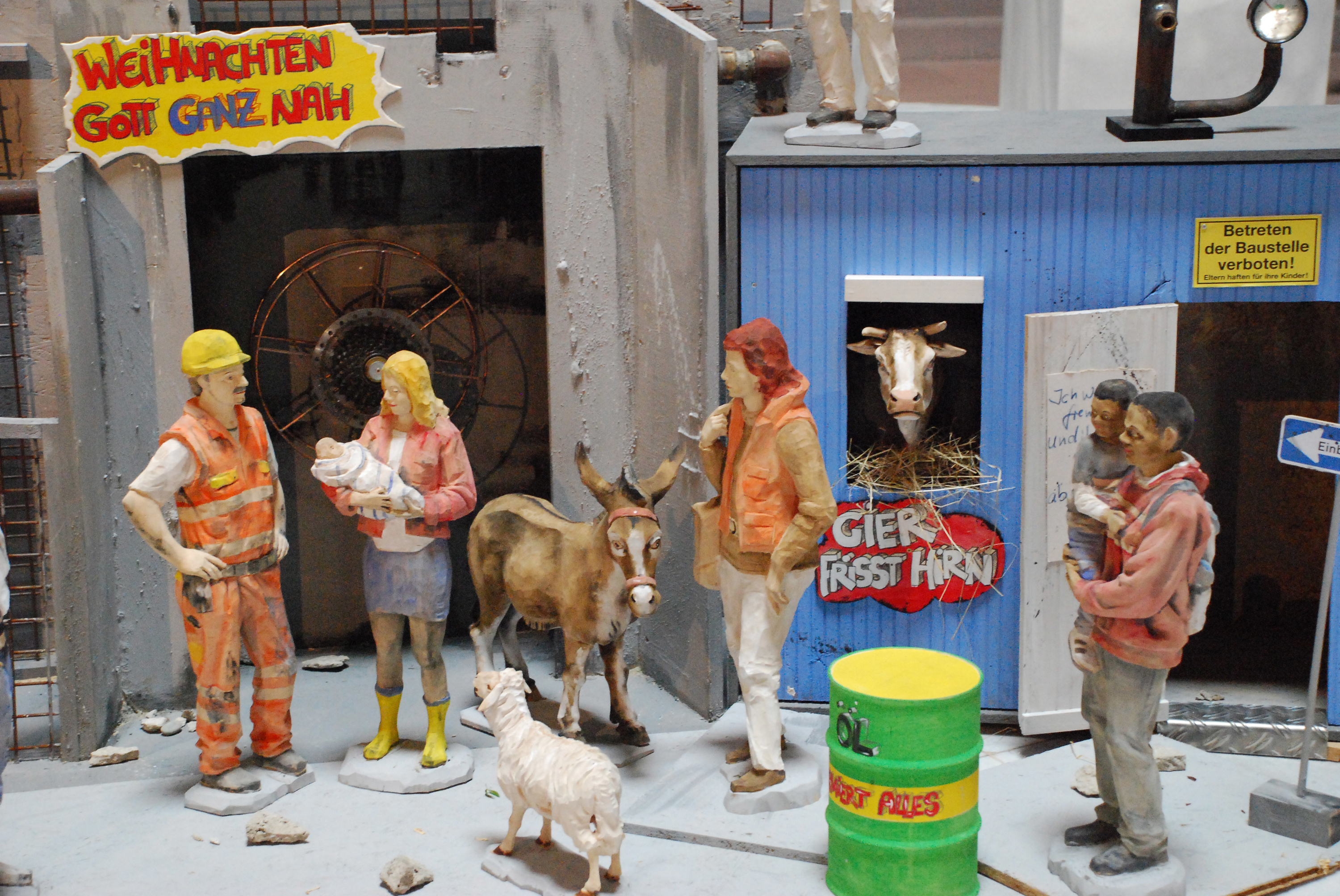   Moderne Weihnachtskrippe. © Rudi Bannwarth, Bild: Wolfgang Cibura, Pfarrbriefservice